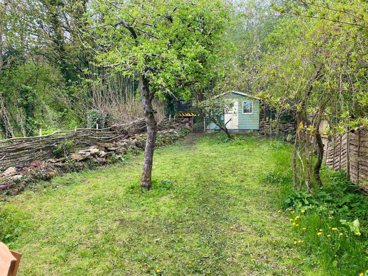 The Explorers Rest - Cottage - Frome Buckland Dinham Экстерьер фото