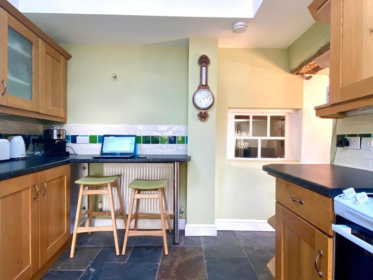 The Explorers Rest - Cottage - Frome Buckland Dinham Экстерьер фото